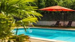 La Chaumière · Hôtel Restaurant à Dole