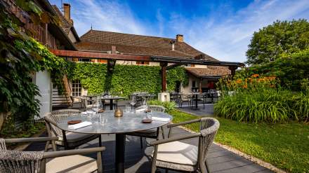 La Chaumière · Hôtel Restaurant à Dole